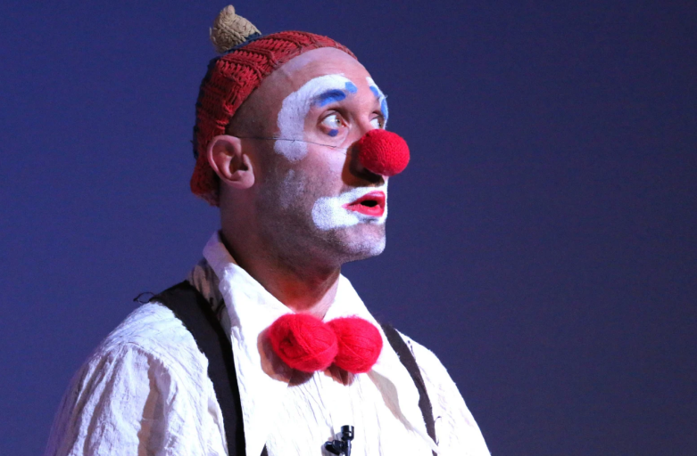 La storia del clown in sei personaggi